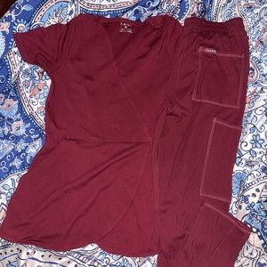 Jaanuu Scrub Set
